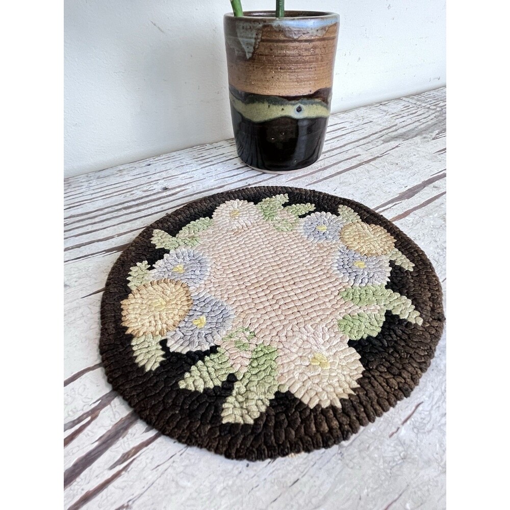 Antique Hand Hooked Rug Table Mats (Set Of 2) Crochet Wall Hanging Trivets 6” - Picture 4 of 9
